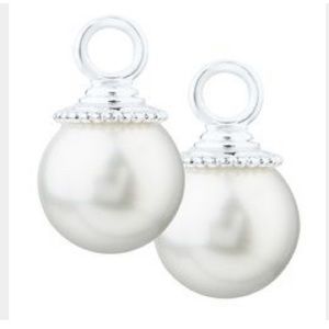 Origami Owl Jewelry - Origami Owl Silver Pearl dangle earrings Origami Owl Jewelry - Origami Owl Silver Pearl dangle earrings